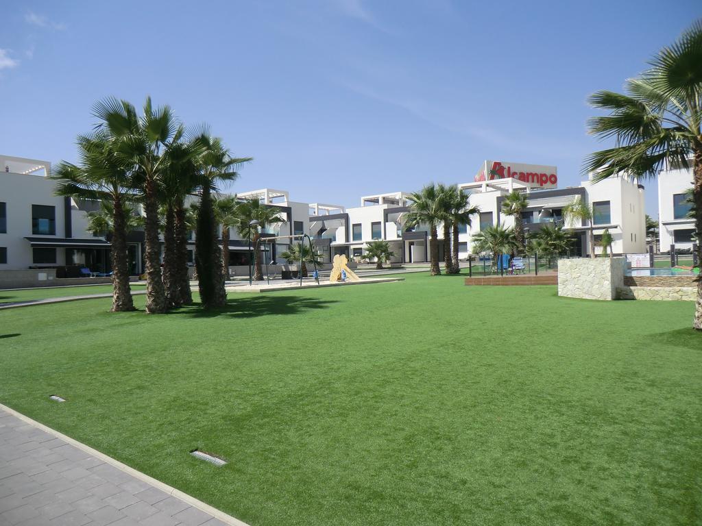 Casas Holiday - Oasis Beach Orihuela Luaran gambar