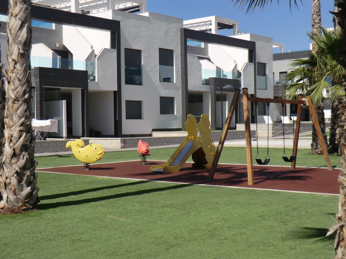 Casas Holiday - Oasis Beach Orihuela Luaran gambar